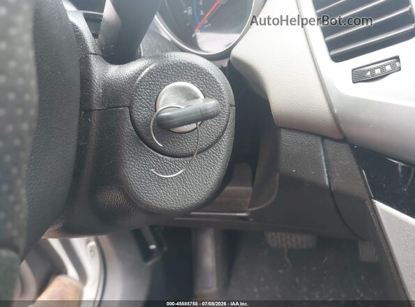 1G1PC5SH5G7217625 2016 CHEVROLET CRUZE White Вид панелі приладів