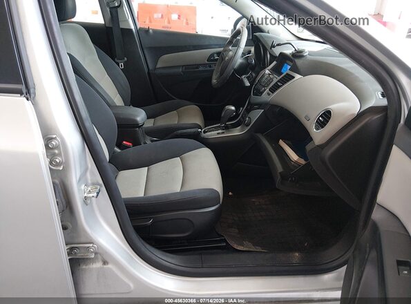 1G1PC5SH9G7219734 2016 CHEVROLET CRUZE Серебряный Вид салона спереди