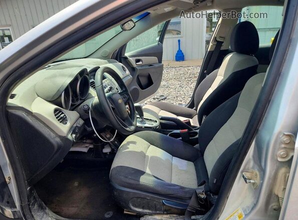 1G1PC5SHXG7169801 2016 CHEVROLET CRUZE Silver Սալոնի դիմացի տեսք