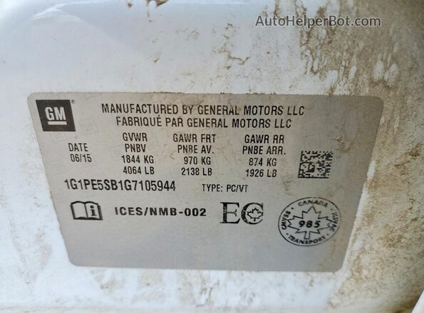 1G1PE5SB1G7105944 2016 CHEVROLET CRUZE White Engine compartment view