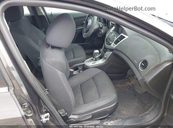1G1PE5SB1G7137809 2016 CHEVROLET CRUZE Gray Front interior view