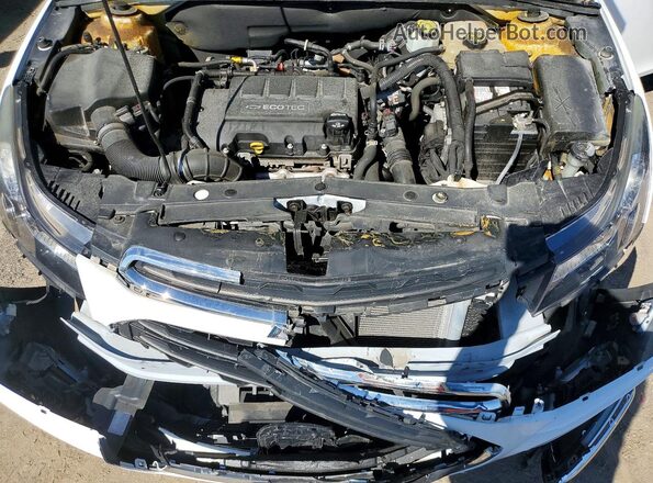 1G1PE5SB2G7208337 2016 CHEVROLET CRUZE White Widok wnętrza z tyłu