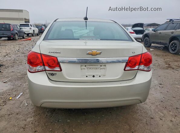 1G1PE5SB3G7160928 2016 CHEVROLET CRUZE Gold Rear view