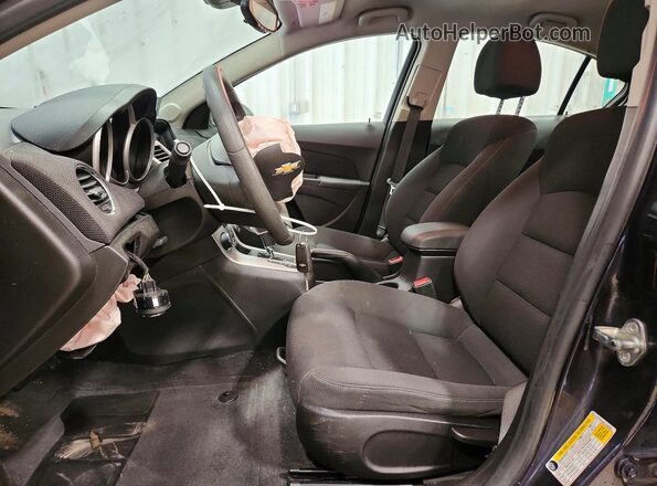 1G1PE5SB6G7159336 2016 CHEVROLET CRUZE Black Front interior view