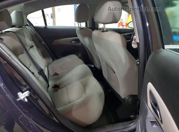 1G1PE5SBXG7170887 2016 CHEVROLET CRUZE Blue Vista de los asientos traseros