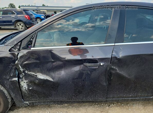 1G1PE5SBXG7183915 2016 CHEVROLET CRUZE Black Front interior view