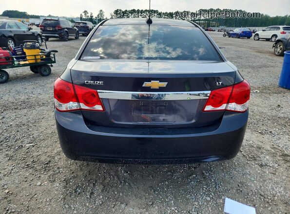 1G1PE5SBXG7183915 2016 CHEVROLET CRUZE Black Rear view