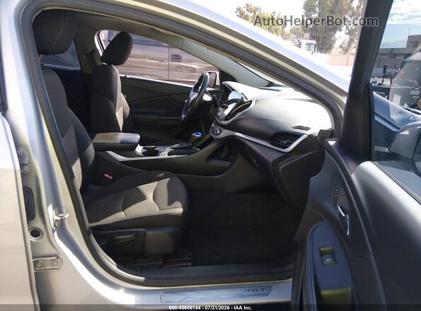 1G1RC6S59HU172437 2017 CHEVROLET VOLT Silver Widok wnętrza z przodu