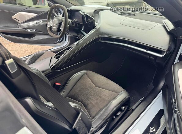1G1Y82D44L5103930 2020 CHEVROLET CORVETTE White Vista de los asientos traseros