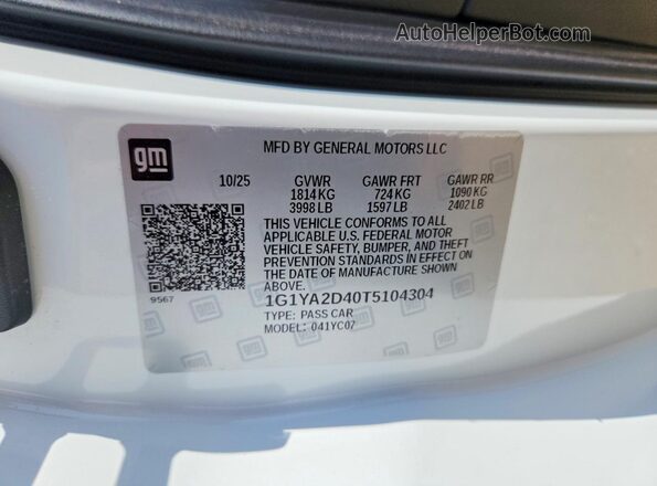1G1YA2D40T5104304 2026 CHEVROLET CORVETTE White Widok naklejki z numerem VIN