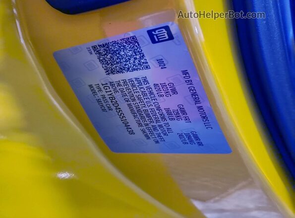 1G1YB2D45S5104438 2025 CHEVROLET CORVETTE Yellow Vista del compartimento del motor