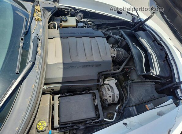 1G1YB2D75G5114422 2016 CHEVROLET CORVETTE White Widok wnętrza z tyłu