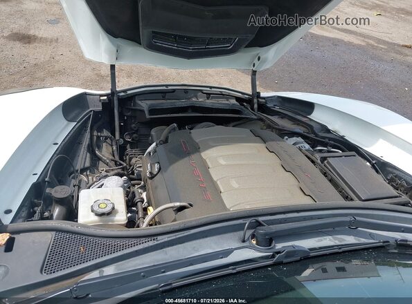 1G1YB2D7XJ5103522 2018 CHEVROLET CORVETTE Белый Вид сзади
