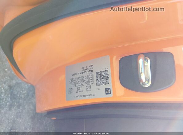 1G1YC2D42N5103247 2022 CHEVROLET CORVETTE Orange Vista del compartimento del motor