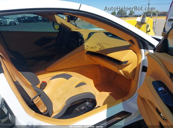 1G1YC2D44P5123681 2023 CHEVROLET CORVETTE Белый Вид салона спереди