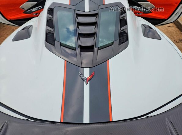 1G1YJ2D70T5800445 2026 CHEVROLET CORVETTE Белый Вид задней части салона