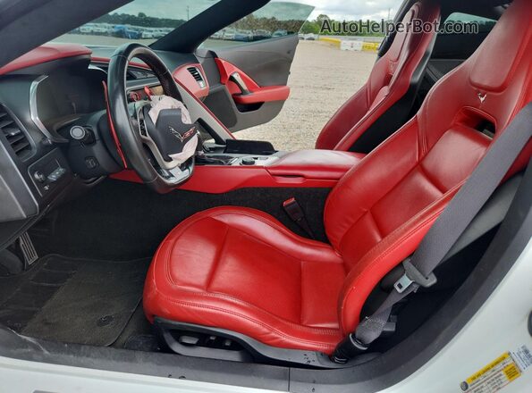 1G1YM2D73G5111335 2016 CHEVROLET CORVETTE White Widok wnętrza z przodu