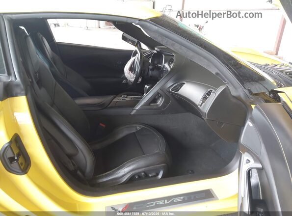 1G1YU2D6XG5607286 2016 CHEVROLET CORVETTE Yellow Вид салону спереду