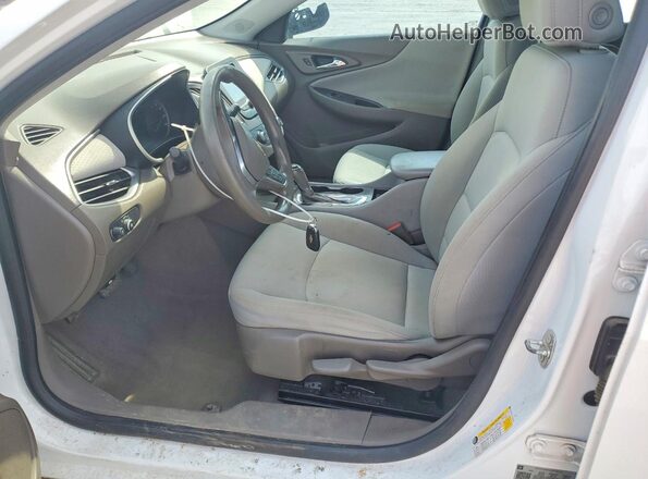 1G1ZB5ST0JF242476 2018 CHEVROLET MALIBU White წინა სალონის ხედი