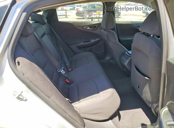 1G1ZB5ST1HF172433 2017 CHEVROLET MALIBU Silver Vista de los asientos traseros