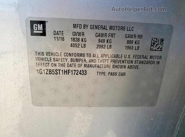 1G1ZB5ST1HF172433 2017 CHEVROLET MALIBU Silver Vista del compartimento del motor