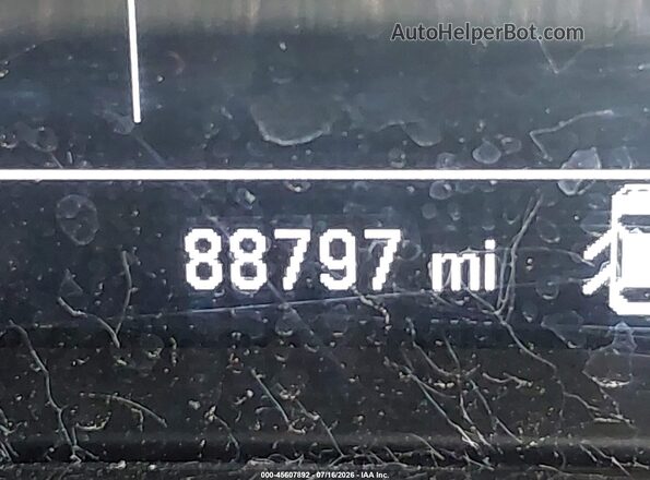 1G1ZB5ST1HF180760 2017 CHEVROLET MALIBU Silver Widok tylnych siedzeń
