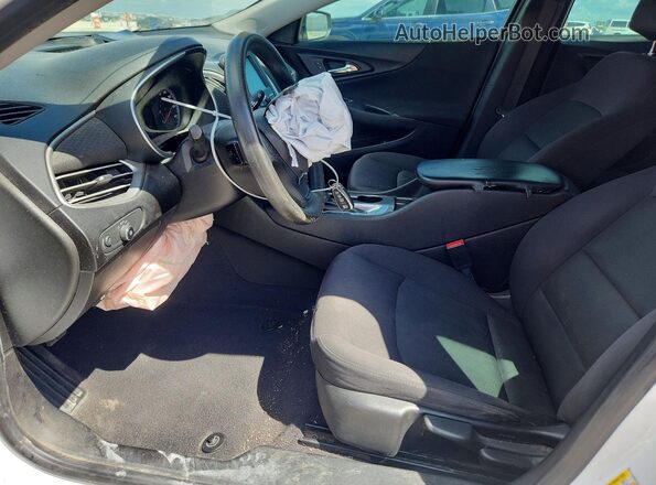 1G1ZB5ST1HF225616 2017 CHEVROLET MALIBU White Вид салону спереду