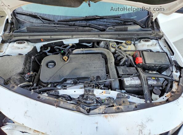 1G1ZB5ST1JF180974 2018 CHEVROLET MALIBU White Սալոնի հետևի տեսք