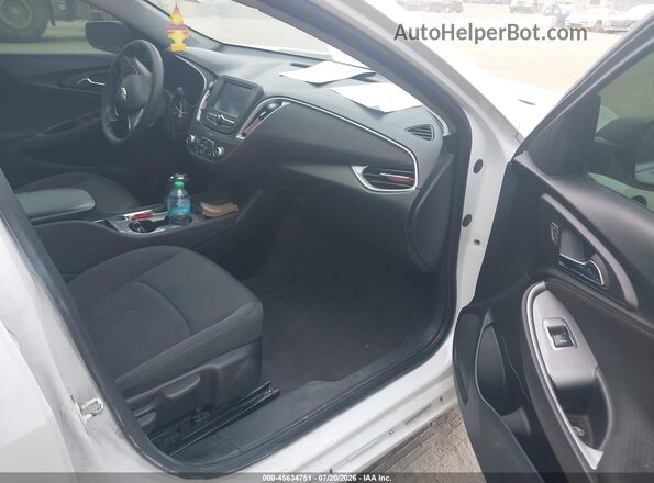 1G1ZB5ST2HF272864 2017 CHEVROLET MALIBU White Widok wnętrza z przodu