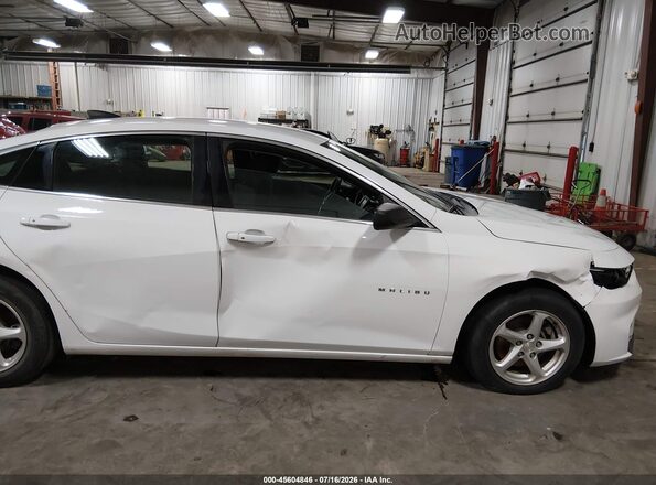 1G1ZB5ST2HF283413 2017 CHEVROLET MALIBU White Widok z przodu