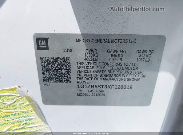 1G1ZB5ST3KF128019 2019 CHEVROLET MALIBU Белый Вид подкапотного пространства