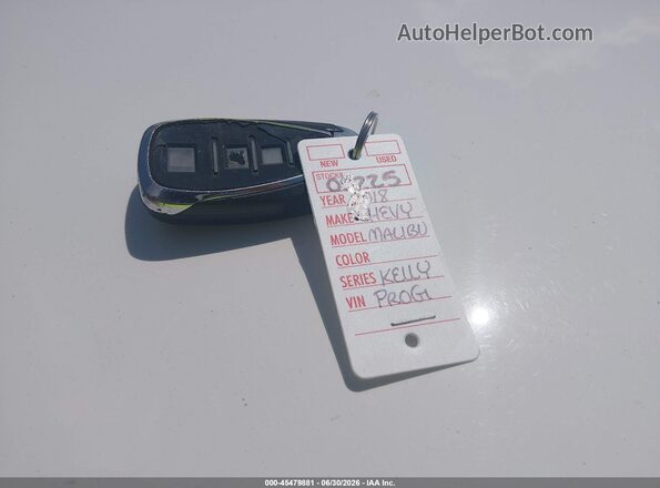1G1ZB5ST4JF207388 2018 CHEVROLET MALIBU White Widok deski rozdzielczej