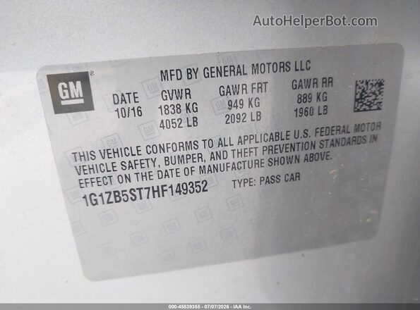 1G1ZB5ST7HF149352 2017 CHEVROLET MALIBU Silver Vista del compartimento del motor