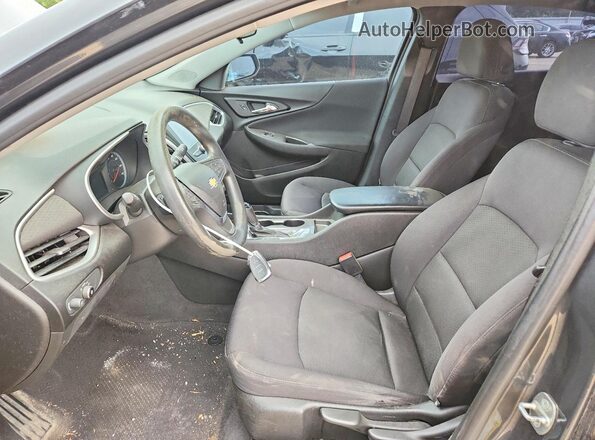 1G1ZB5ST7HF192704 2017 CHEVROLET MALIBU Серый Вид салона спереди