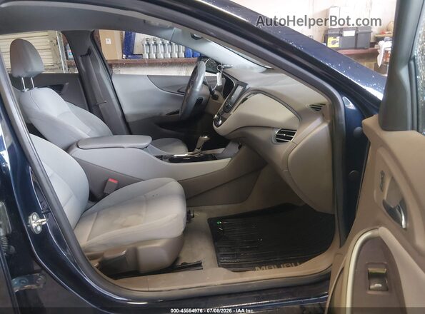 1G1ZB5ST7HF257941 2017 CHEVROLET MALIBU Dark Blue Vista interior delantera