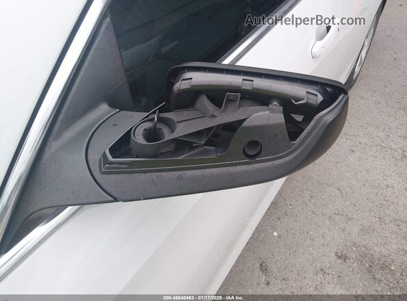 1G1ZB5ST7JF187573 2018 CHEVROLET MALIBU Белый 