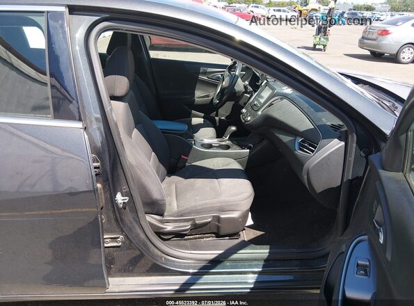 1G1ZB5ST8HF151711 2017 CHEVROLET MALIBU Gray Widok wnętrza z przodu