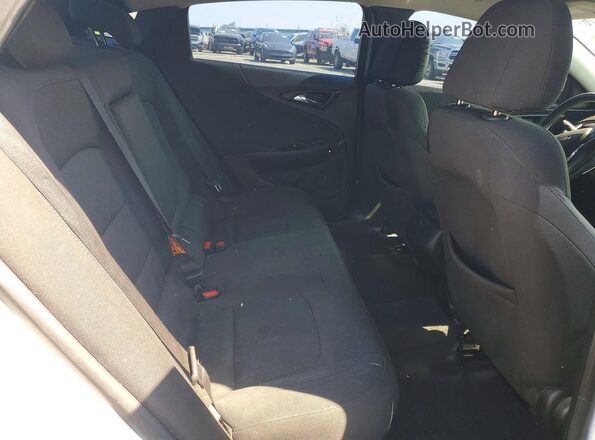 1G1ZB5ST8HF216587 2017 CHEVROLET MALIBU White Widok tylnych siedzeń