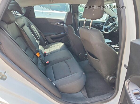 1G1ZB5STXJF256157 2018 CHEVROLET MALIBU White Вид задніх сидінь