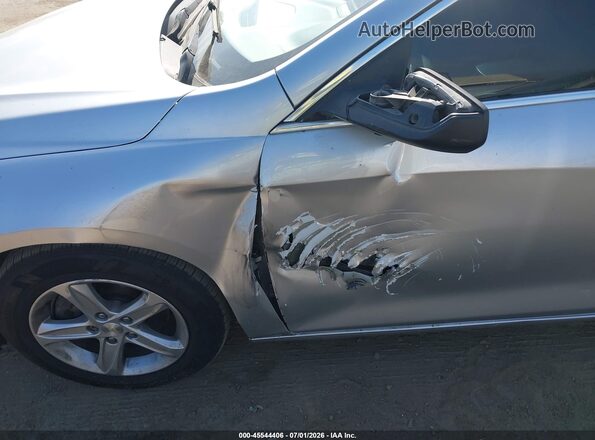 1G1ZB5STXKF225427 2019 CHEVROLET MALIBU Серебряный Вид спереди