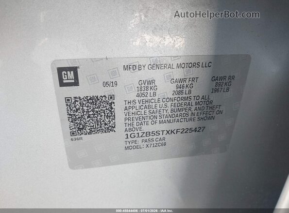 1G1ZB5STXKF225427 2019 CHEVROLET MALIBU Серебряный Вид подкапотного пространства