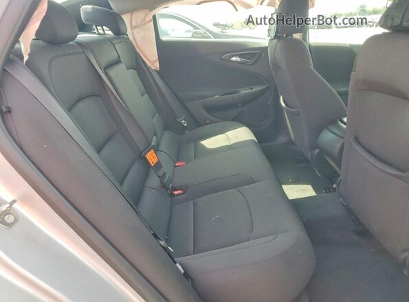 1G1ZC5ST5JF103277 2018 CHEVROLET MALIBU Silver Widok tylnych siedzeń