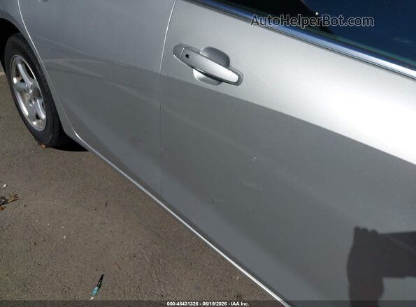 1G1ZC5ST9JF160484 2018 CHEVROLET MALIBU Silver ხელსაწყოთა პანელის ხედი