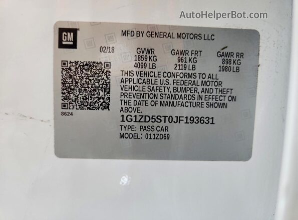 1G1ZD5ST0JF193631 2018 CHEVROLET MALIBU White Vista del compartimento del motor