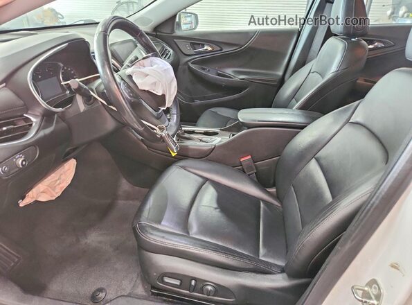 1G1ZD5ST0JF193631 2018 CHEVROLET MALIBU White Vista interior delantera