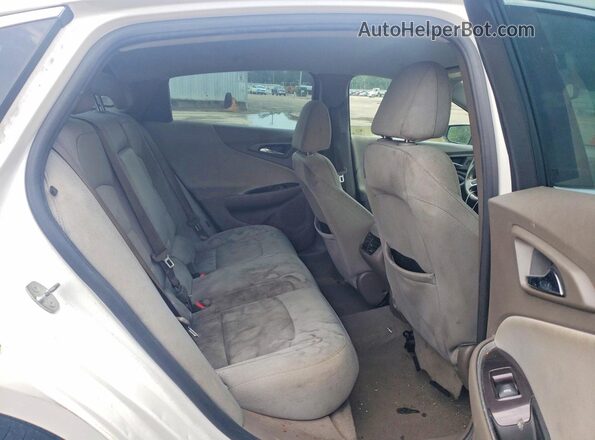 1G1ZD5ST1JF155115 2018 CHEVROLET MALIBU White Հետևի նստատեղերի տեսք