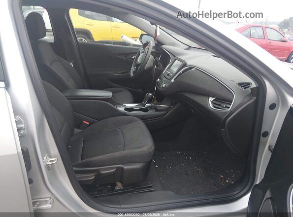 1G1ZD5ST1JF227351 2018 CHEVROLET MALIBU Серебряный Вид салона спереди