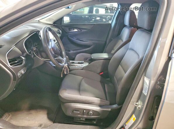 1G1ZD5ST2JF163661 2018 CHEVROLET MALIBU Серый Вид салона спереди