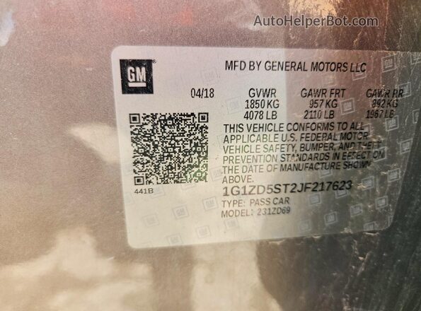 1G1ZD5ST2JF217623 2018 CHEVROLET MALIBU Gray ძრავის განყოფილების ხედი