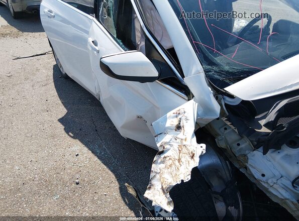 1G1ZD5ST2KF223245 2019 CHEVROLET MALIBU White Вид спереду